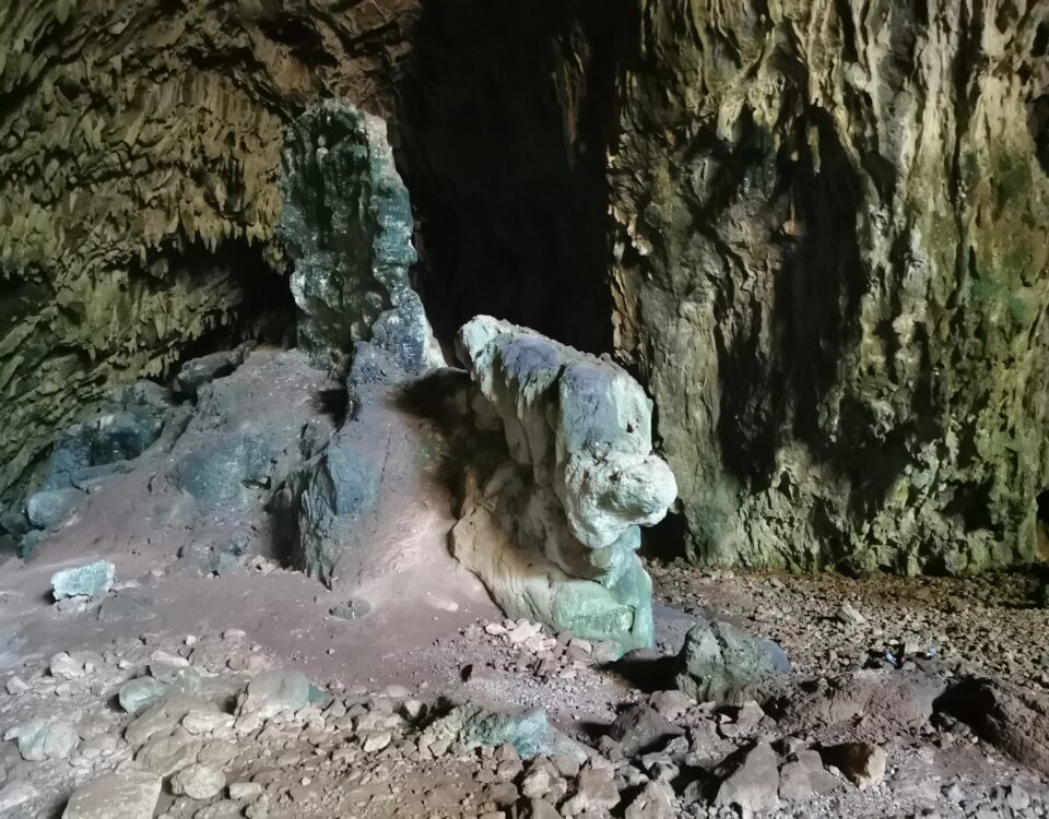Skotino cave